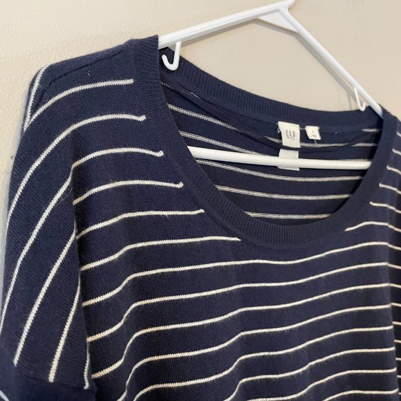 GAP Women’s Large Navy White Thin Horizontal-Striped L/S Drop Sleeve Sweater Top - Picture 7 of 16